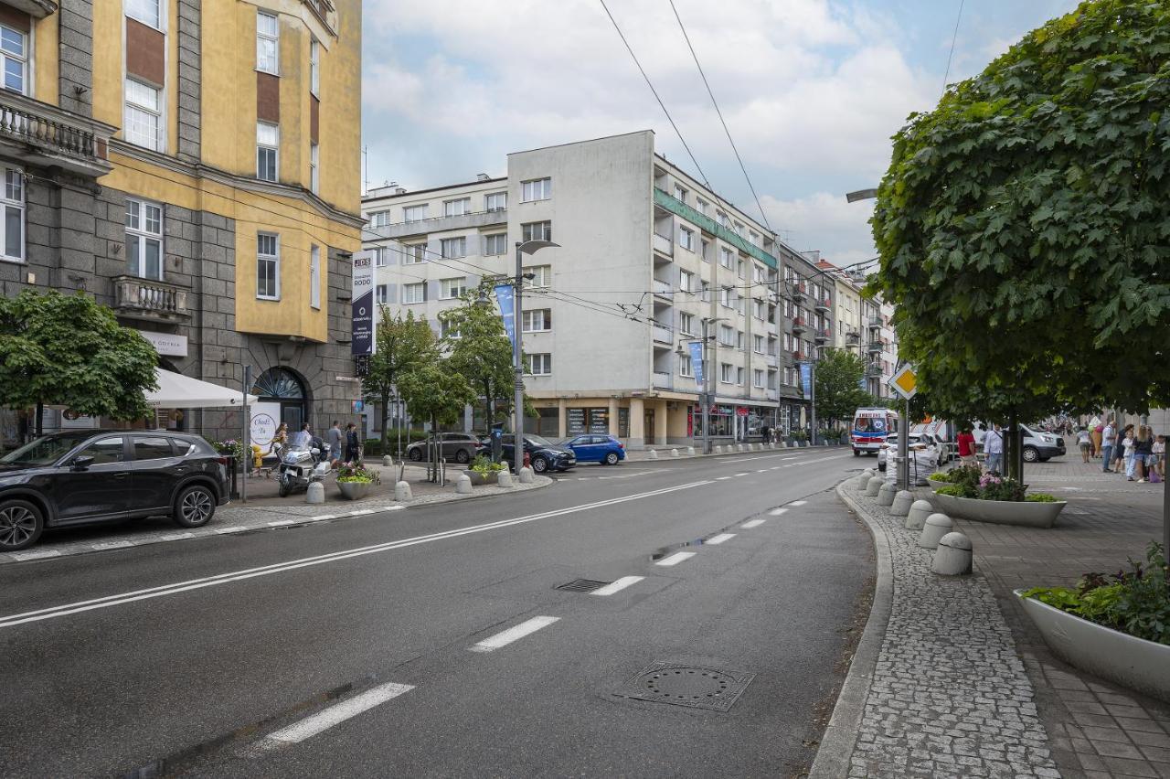 17 Gdynia Centrum - Apartament Mieszkanie Dla 4 Os Luaran gambar
